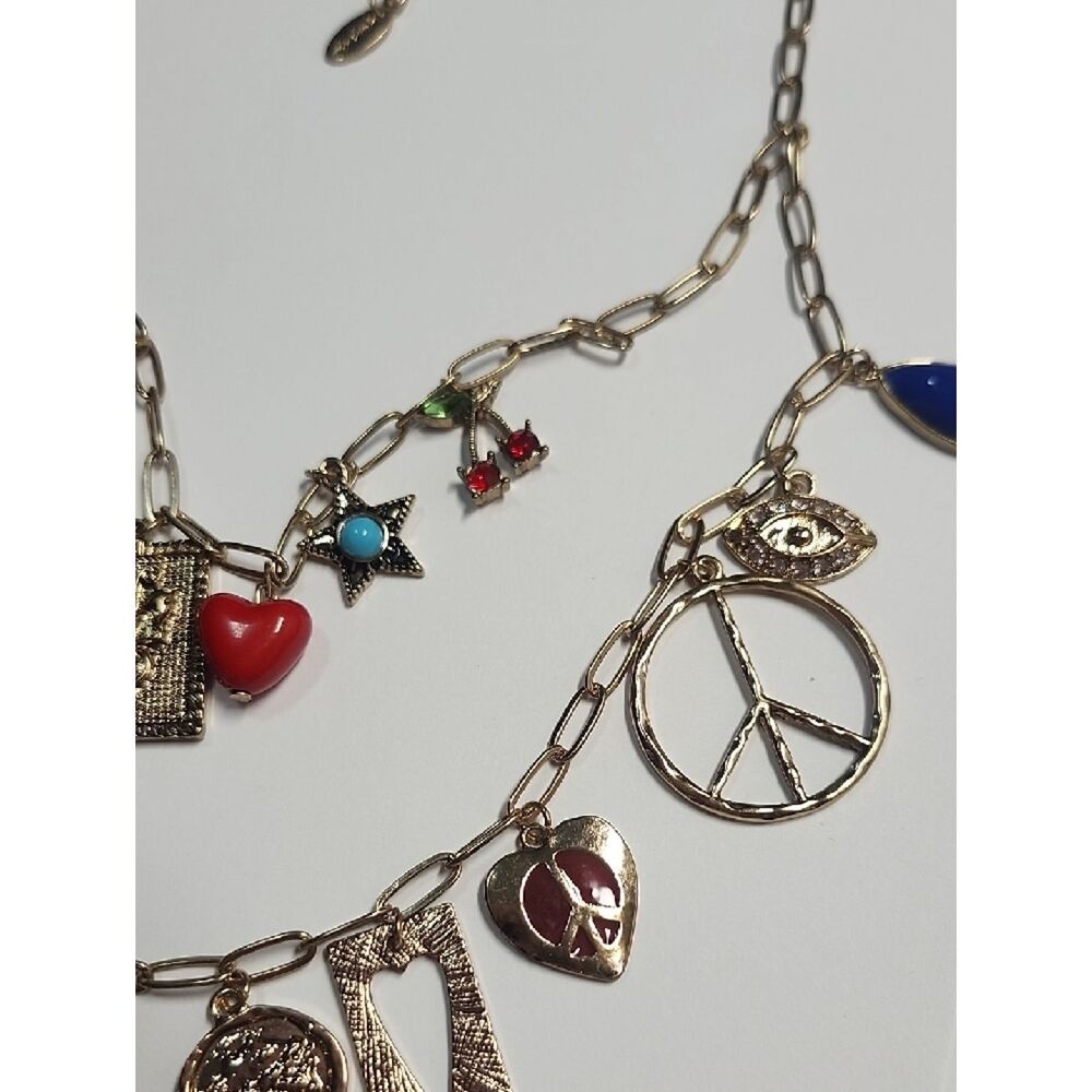 Free People Maxamillion Charm Necklace Gold Tone Flower Power - Picture 9 of 10